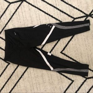 Victoria’s Secret PINK leggings